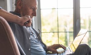 Pensionados y impuesto solidario